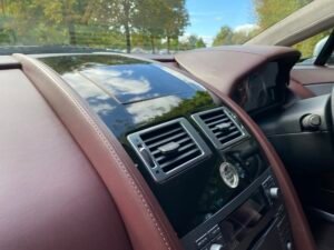 Aston Martin V8 Vantage, photo 10
