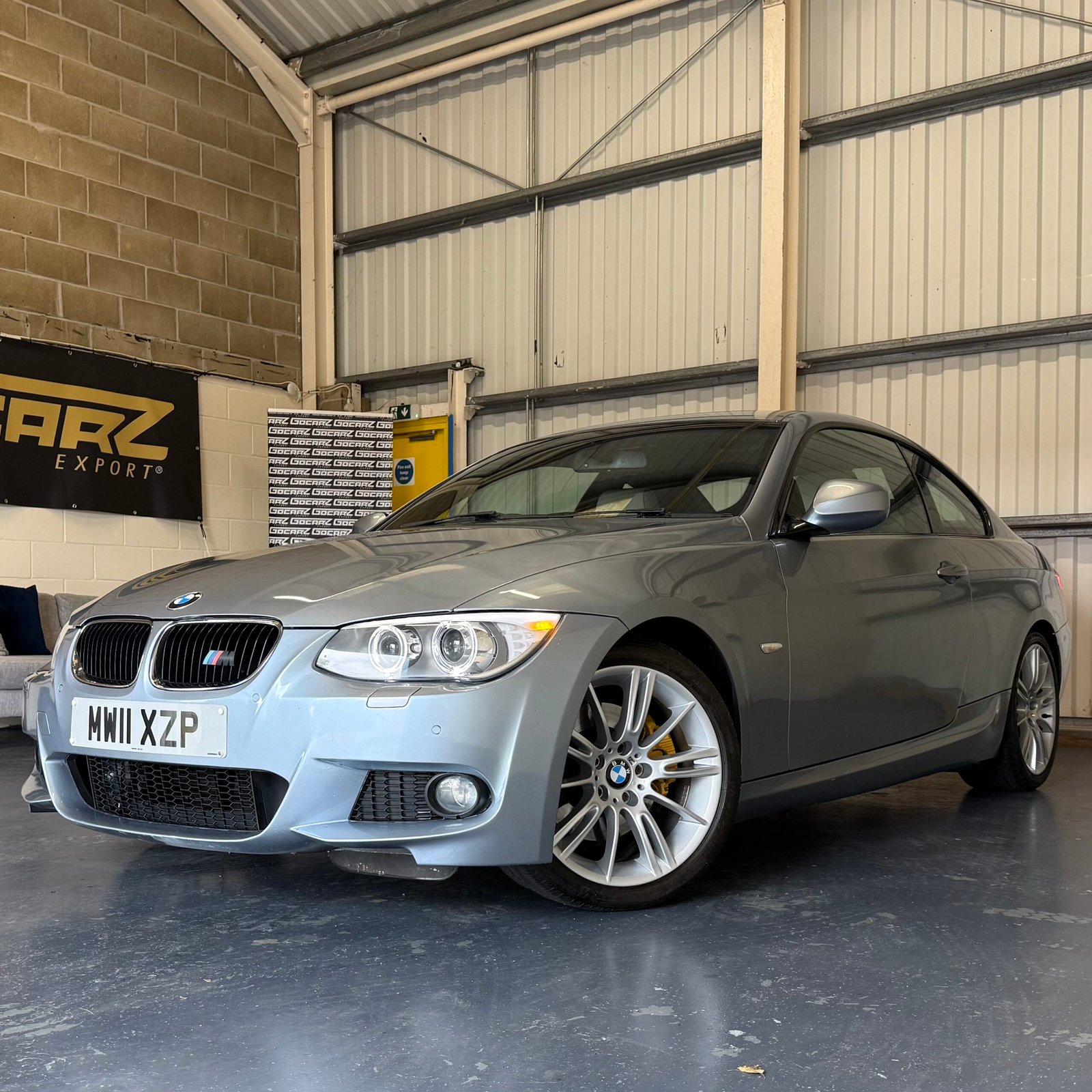 BMW 330i E92 LCI Pack M