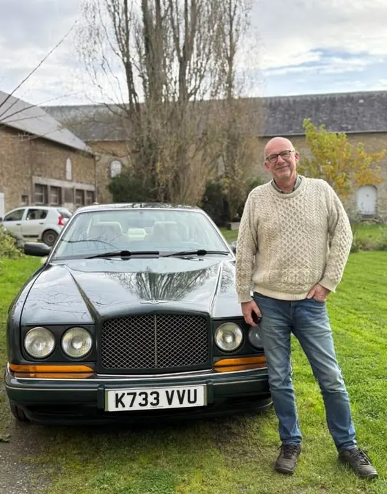 Bentley Continental R import&eacute;e du Royaume-Uni par Gocarz, avec son propri&eacute;taire