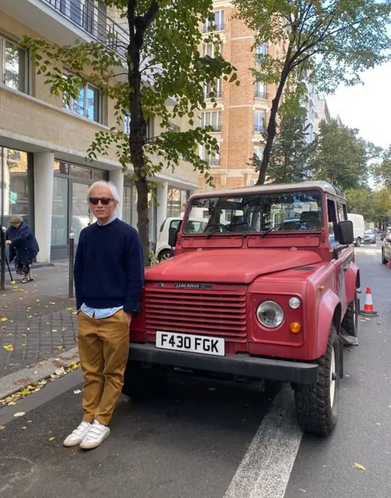 Land Rover Defender import&eacute;e du Royaume-Uni par Gocarz, avec son propri&eacute;taire